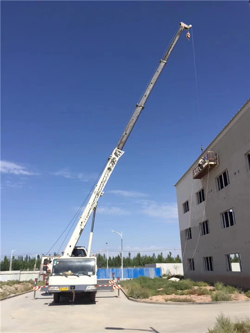 江川区“轻装强干”—— 吊车的 “轻量化臂架” 技术